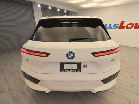 Used 2023 BMW iX xDrive50 w/ Premium Package AWD/4WD image 4