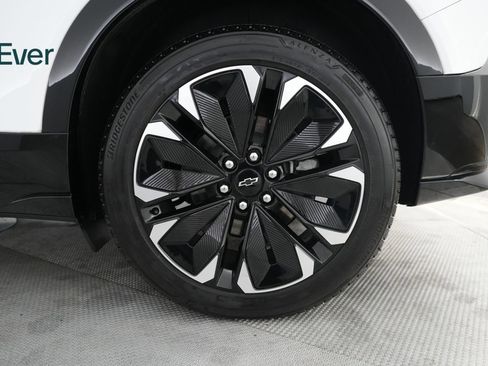 Used 2024 Chevrolet Blazer EV RS AWD/4WD image 9