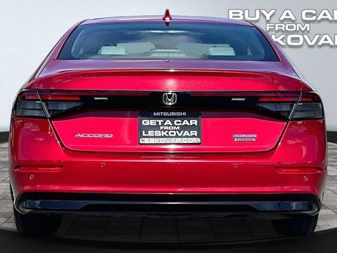 Used 2023 Honda Accord Touring image 4