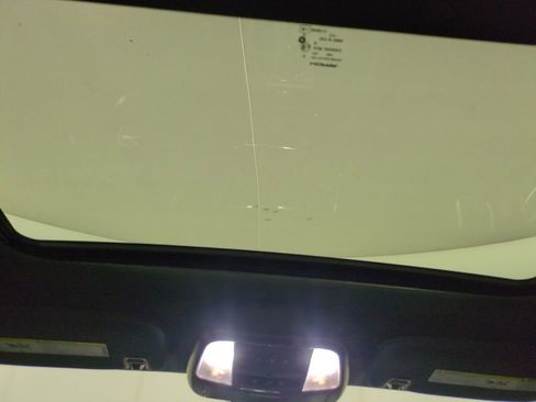 Used 2021 Jeep Grand Cherokee Laredo X image 24