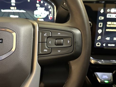 Used 2025 GMC Sierra 3500 Denali w/ Denali Reserve Package AWD/4WD image 17
