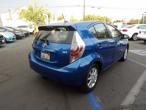 Used 2012 Toyota Prius C Four image 3