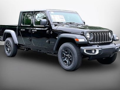 New 2026 Jeep Gladiator Sport