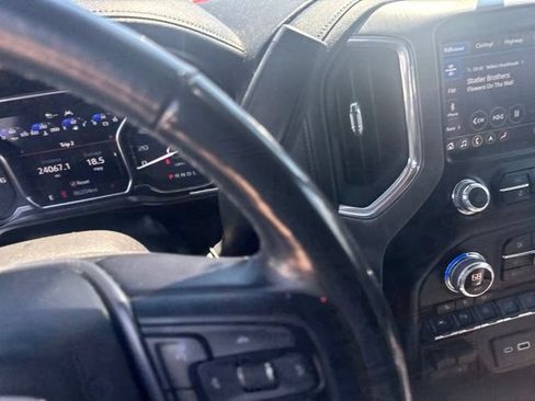 Certified 2021 GMC Sierra 1500 Denali w/ Denali Ultimate Package AWD/4WD image 11