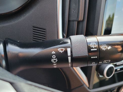 Used 2022 Subaru Crosstrek 2.0i image 14