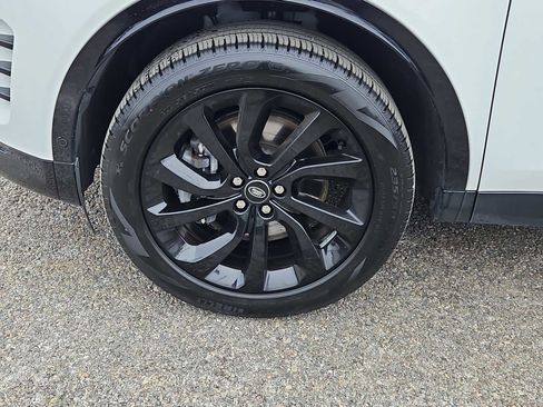 Used 2024 Land Rover Discovery Sport Dynamic SE AWD/4WD image 7