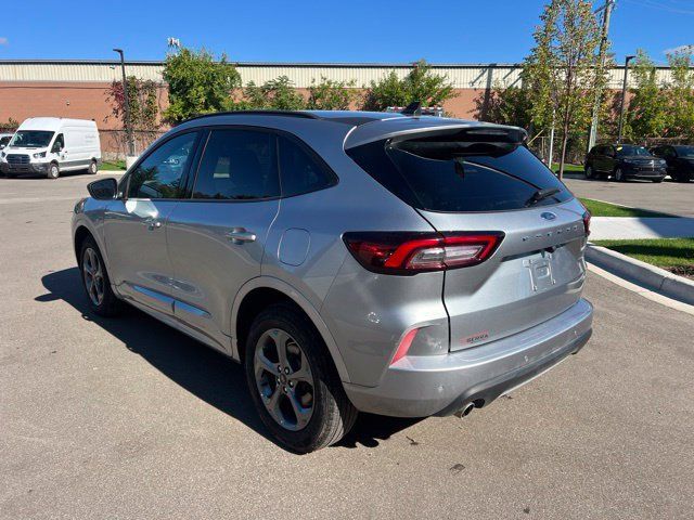Used 2025 Ford Explorer ST w/ Sun And Sound Package AWD/4WD image 7
