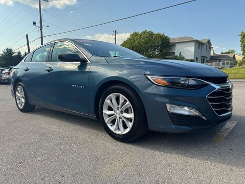 Used 2024 Chevrolet Malibu LT FWD image 3