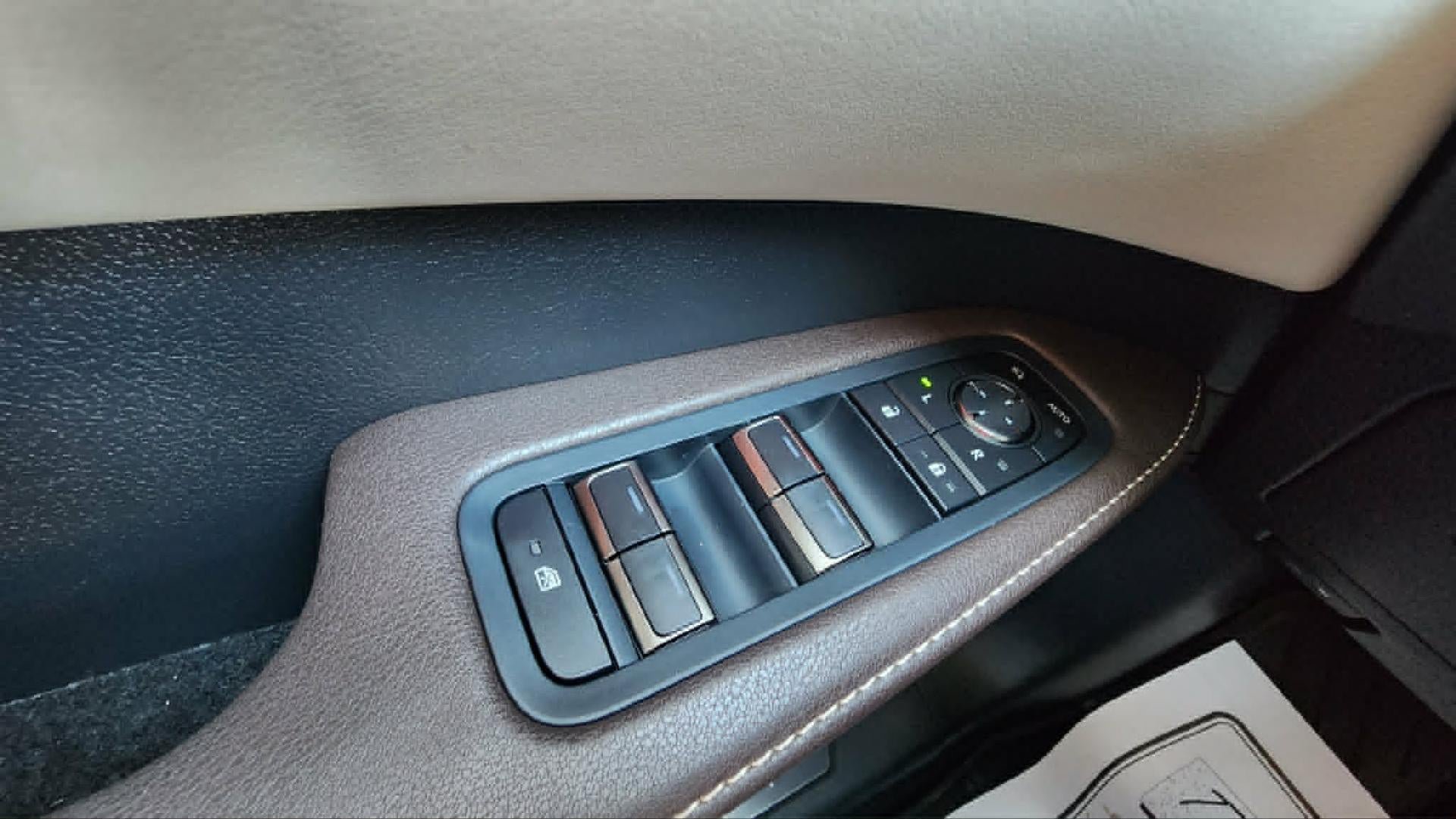 Used 2023 Lexus RX 350 AWD w/ Protection Package (P2) image 14