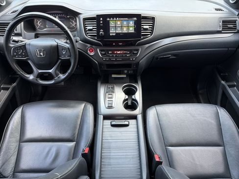 Certified 2023 Honda Passport EX-L image 3