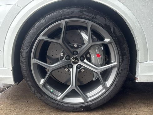 New 2026 Audi RS Q8 performance image 26