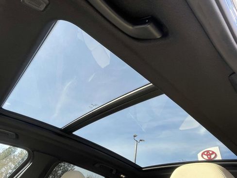 Used 2021 BMW X3 sDrive30i w/ M Sport Package image 19