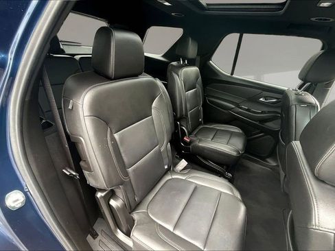 Used 2023 Chevrolet Traverse LT w/ LT Premium Package AWD/4WD image 25