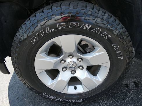Used 2025 RAM 1500 Big Horn AWD/4WD image 10
