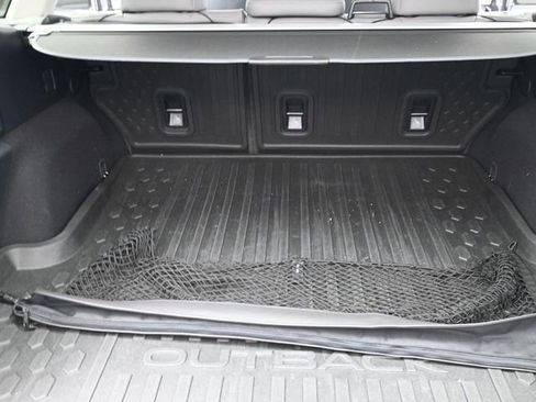 Used 2020 Subaru Outback Limited XT w/ Popular Package #2 image 17
