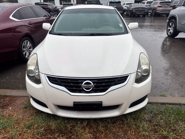 Used 2011 Nissan Altima 2.5 S w/ Convenience Pkg FWD image 2