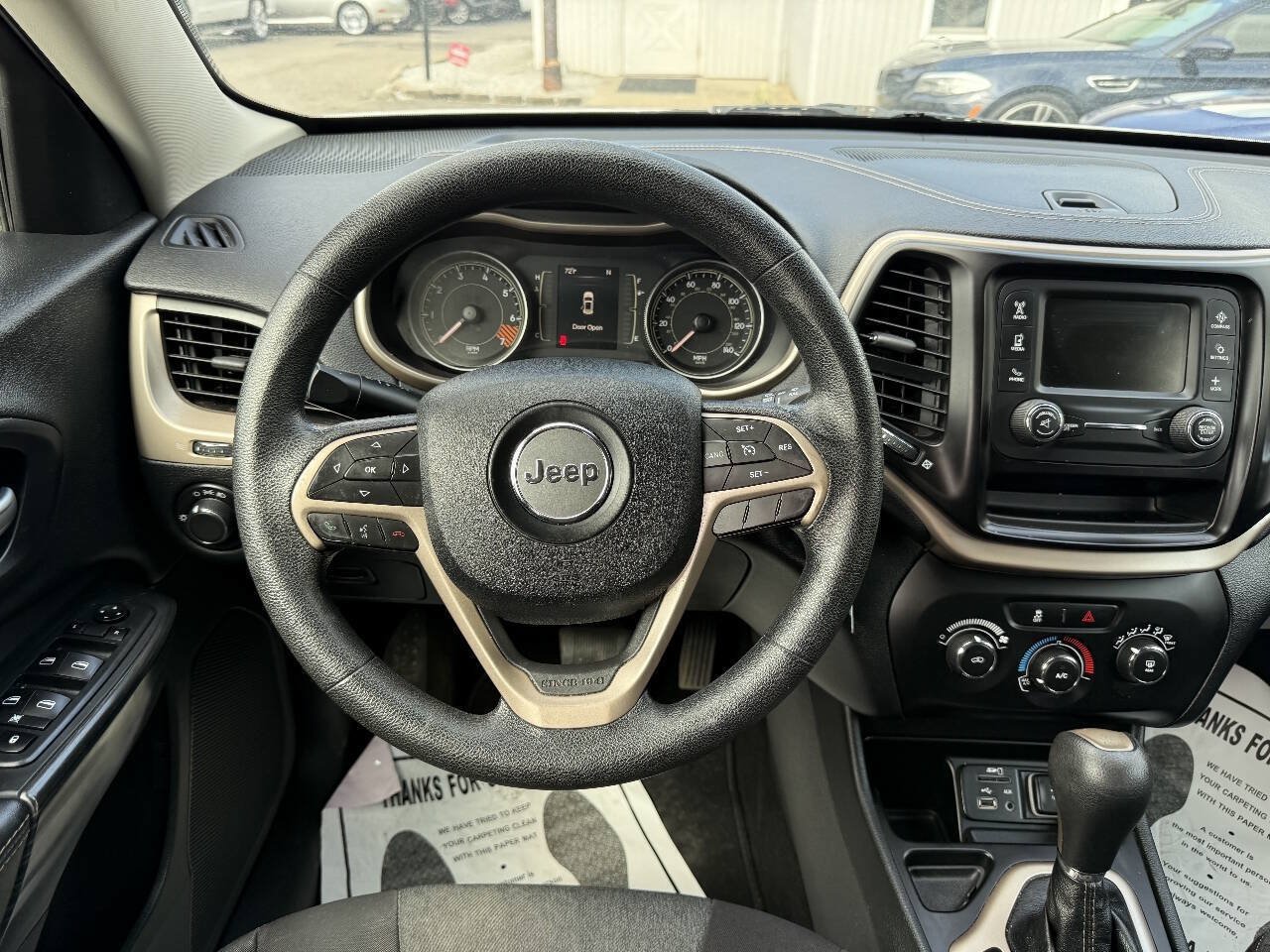 Used 2014 Jeep Cherokee Sport FWD image 10