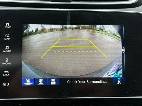 Used 2021 Honda CR-V Touring image 11