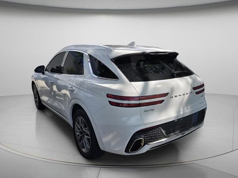 Used 2022 Genesis GV70 2.5T w/ Advanced Package AWD/4WD image 7
