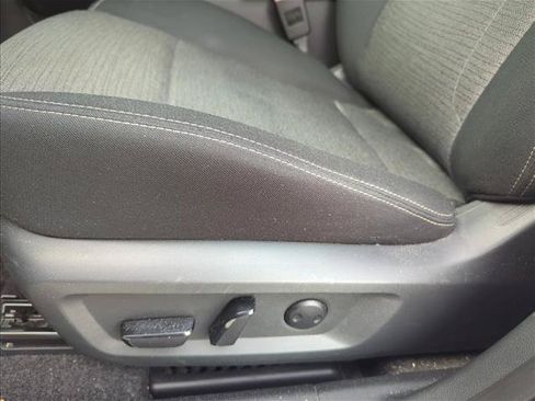 Used 2023 Nissan Rogue SV FWD image 11