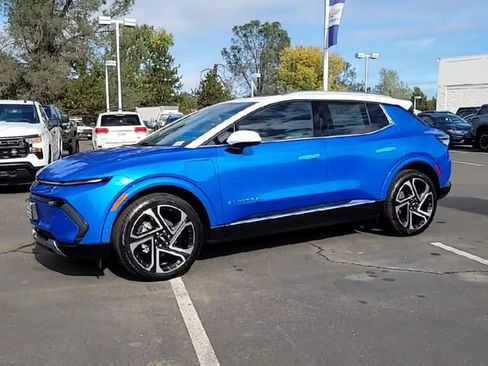 New 2026 Chevrolet Equinox EV LT image 5