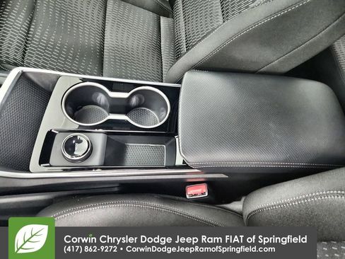 Used 2026 Chevrolet Equinox LT FWD image 28
