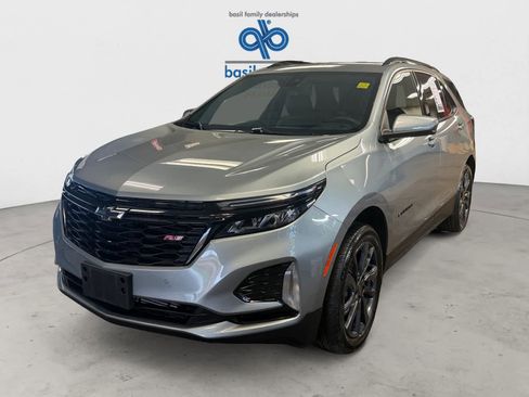 Used 2024 Chevrolet Equinox RS w/ LPO, Floor Liner Package AWD/4WD image 2