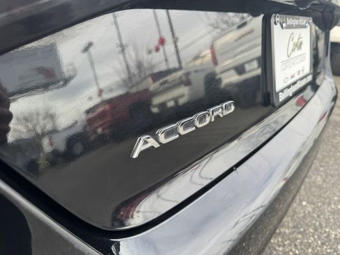 Used 2024 Honda Accord LX image 9