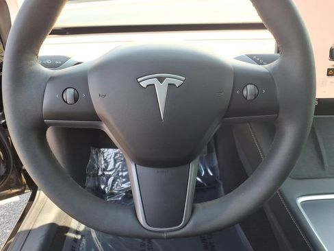 Used 2023 Tesla Model 3 Standard Range RWD image 22