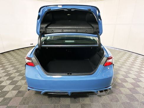 Used 2023 Toyota Camry SE w/ Convenience Package image 31