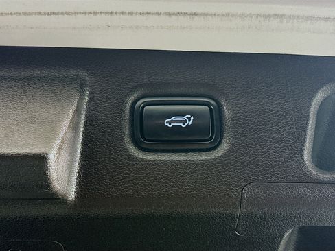 Used 2019 Hyundai Santa Fe AWD image 30