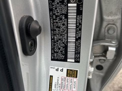 Used 2022 Toyota Corolla SE image 19