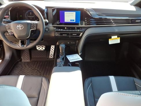 New 2026 Toyota Camry SE image 8