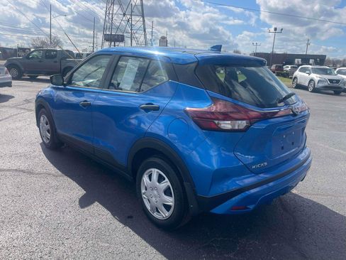 Used 2024 Nissan Kicks S image 3