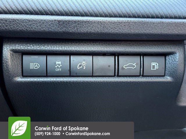 Used 2026 Toyota Camry Hybrid w/ Multimedia Upgrade Package AWD/4WD image 27