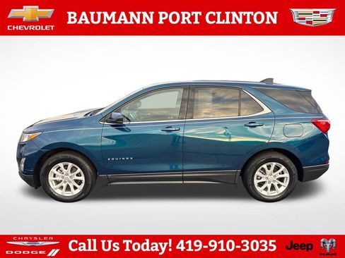 Used 2020 Chevrolet Equinox LT w/ Driver Convenience Package FWD image 2