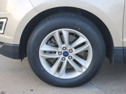 Used 2017 Ford Edge SEL w/ Class II Trailer Tow Package image 16