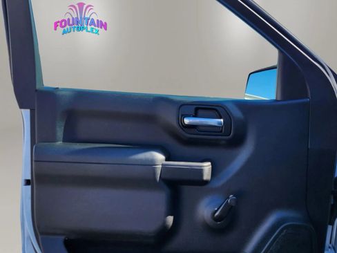 Used 2020 Chevrolet Silverado 1500 W/T image 15