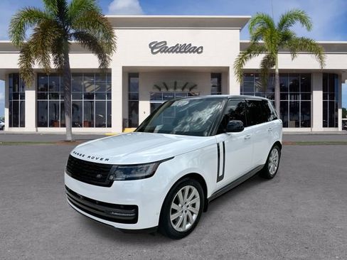 Used 2024 Land Rover Range Rover SE AWD/4WD image 1