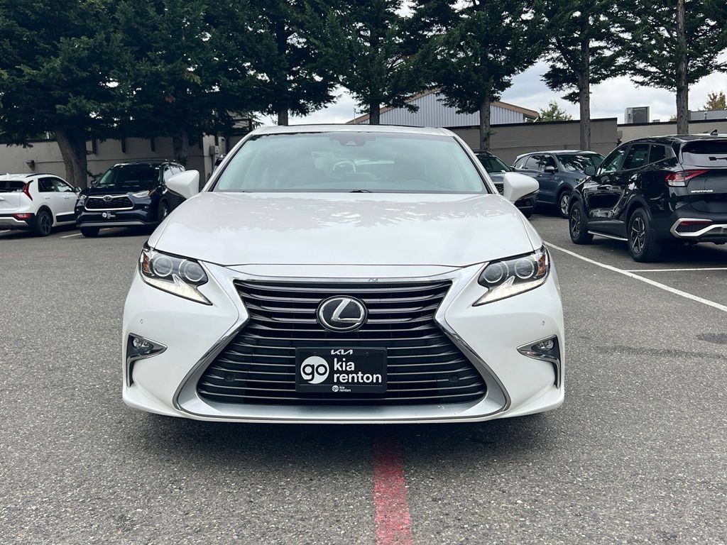 Used 2017 Lexus ES 350 FWD image 4