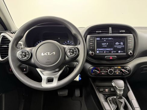 Used 2022 Kia Soul LX w/ Technology Package image 20