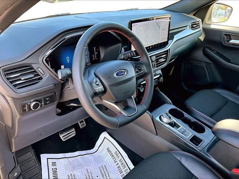 Certified 2023 Ford Escape ST-Line w/ Tech Pack #1 image 18