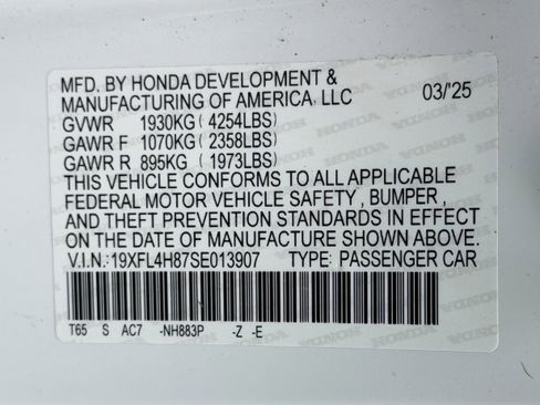 Used 2025 Honda Civic Sport image 26