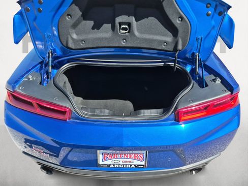 Used 2018 Chevrolet Camaro SS RWD image 12