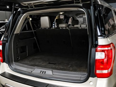 Used 2018 Ford Expedition Max XLT w/ Equipment Group 202A image 49
