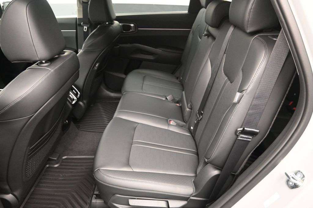 Certified 2026 Kia Sorento S AWD/4WD image 28
