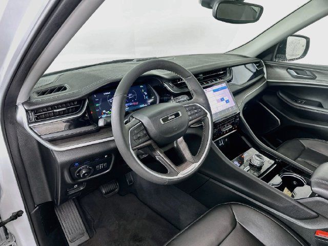 Used 2023 Jeep Grand Cherokee 4WD 4xe image 22