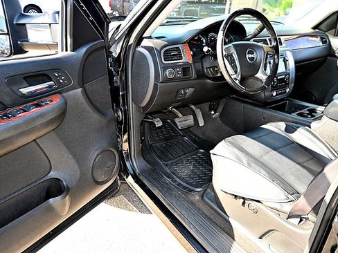 Used 2007 GMC Sierra 3500 SLT w/ Entertainment Package RWD image 20