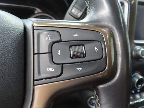 Used 2019 Chevrolet Silverado 1500 High Country w/ High Country Premium Package AWD/4WD image 64
