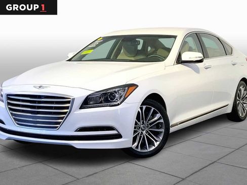 Used 2016 Hyundai Genesis 3.8 image 1